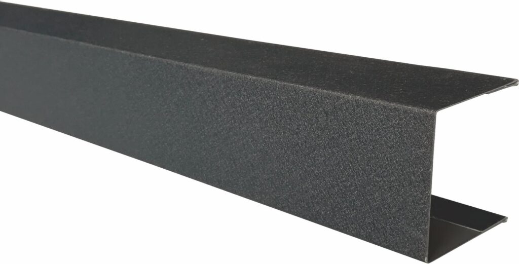 Profil U pentru jaluzea de gard RUFSTER ZT125, grosime tablă 0,60 mm, dimensiuni 30 x 40 mm, RAL 7016 MS, gri-grafit mat structurat, vopsit pe ambele fețe