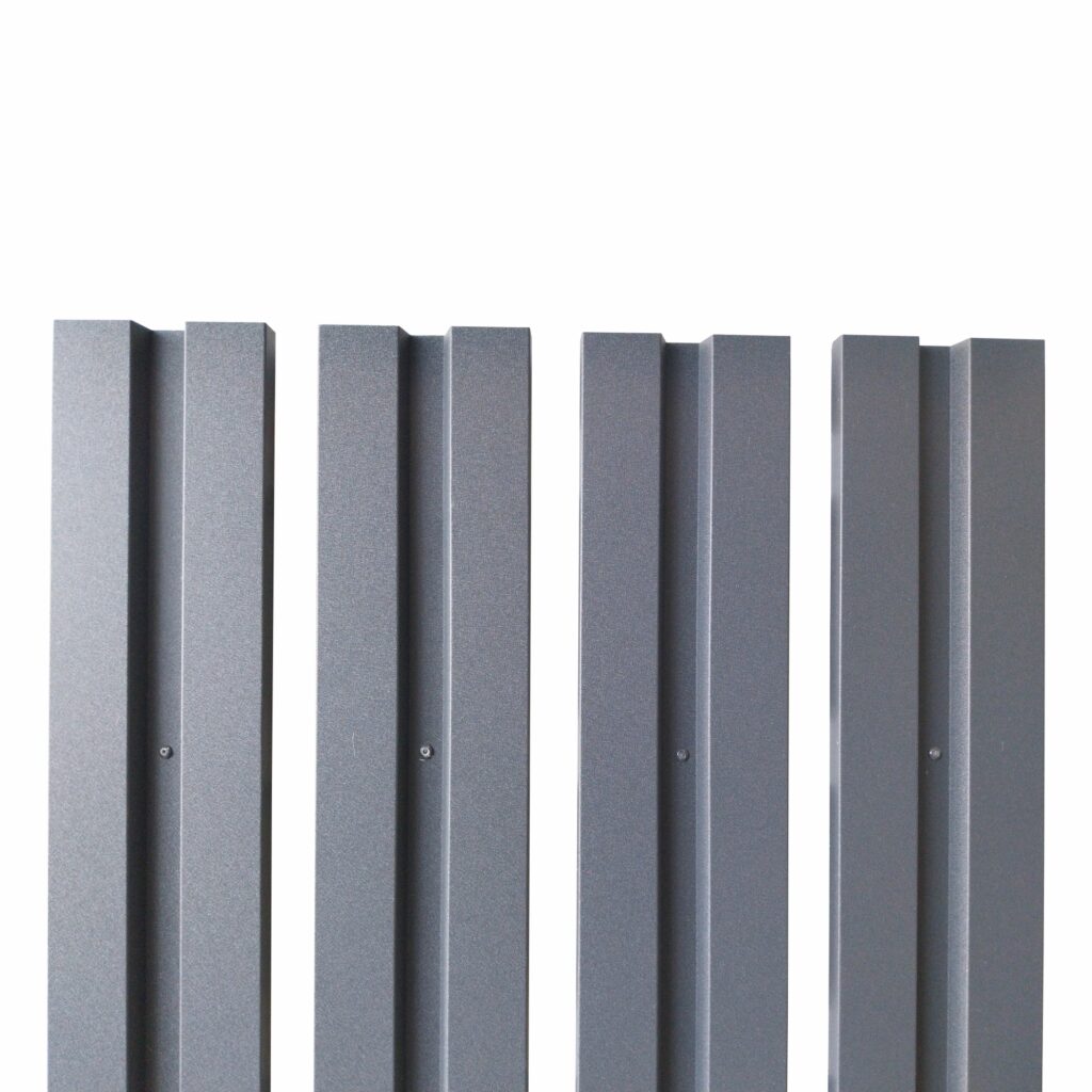 Șipcă gard V1 RUFSTER – 0,45 mm – Gri-antracit RAL 7016 – Poliester mat structurat (MS) – M2P3